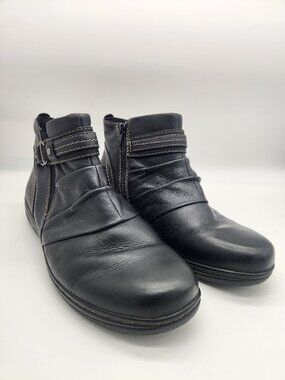 Earth Origins Women Glendale Gamila Ankle Boots, Size 8.5